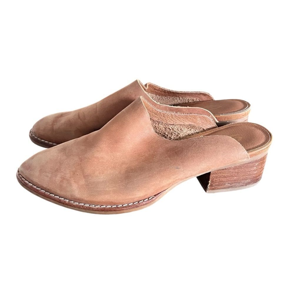 Sbicca Brown Leather Slip On Mules